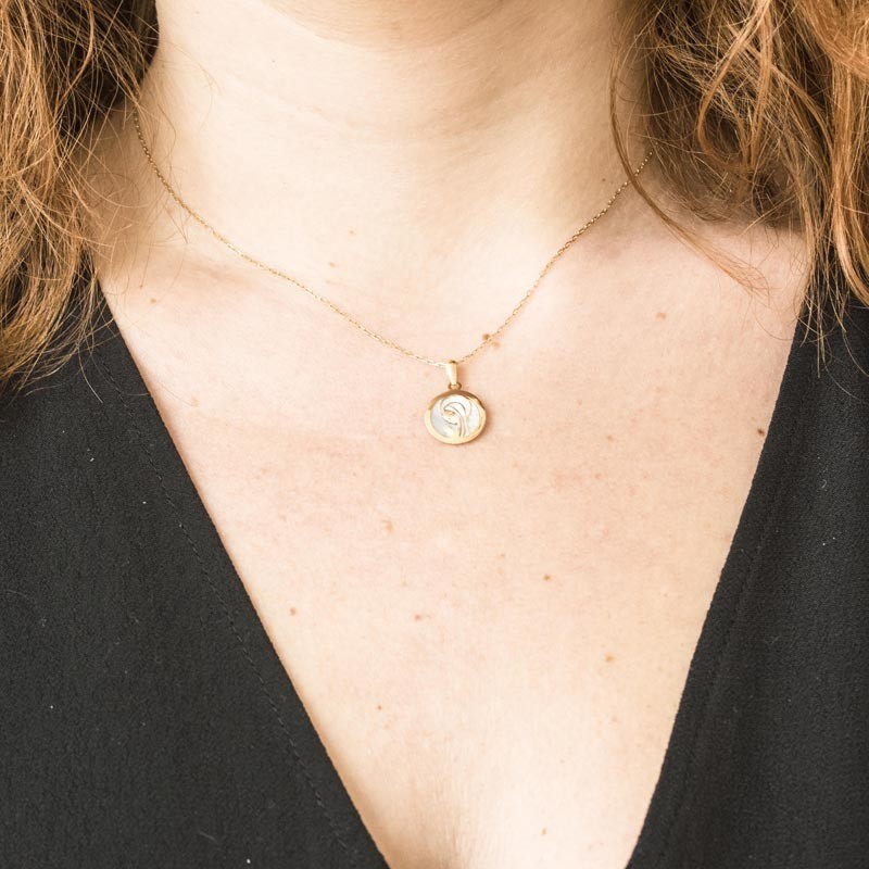 Virgin Gold and Mother-of-Pearl Pendant