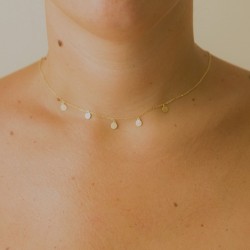 Necklace with circles in gold