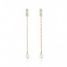 Chain and pearl pendant earrings