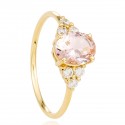 18k gold ring with oval shaped Morganite Stone